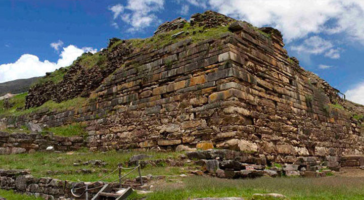 Antamina e INGEMMET suscriben convenio para proteger  el monumento de Chavín de Huántar