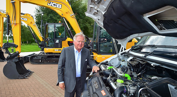 JCB sigue innovando en el desarrollo del hidrógeno y logra instalar sus motores para Mercedes