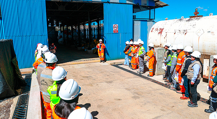 MINEM informó a estudiantes de Pasco sobre los beneficios de la minería en favor del desarrollo del país