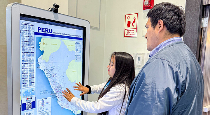 MINEM comparte información técnica y especializada de la industria minera en el evento Tunnel & Mining 2025