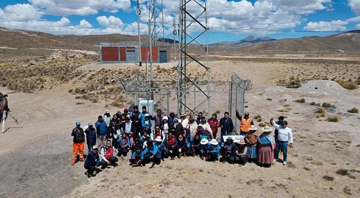 Anglo American entrega equipos de telemedicina para Titire