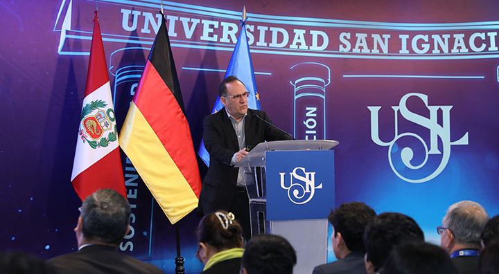 Perú necesita duplicar su crecimiento económico para reducir brechas sociales