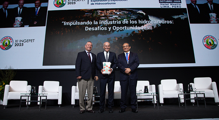 Roque Benavides: “El Perú tiene 18 cuencas hidrocarburíferas que deben ser exploradas”