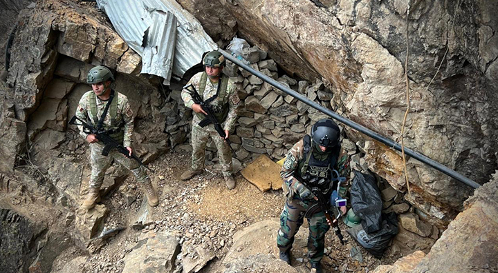 Ministerios de Defensa, Interior y Energía y Minas articulan coordinación para fortalecer lucha contra la minería ilegal