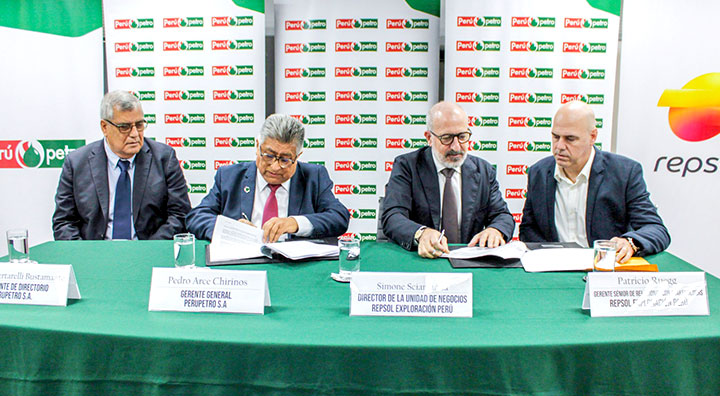 Suscriben dos convenios para estudiar potencial de cuencas Ucayali y Madre De Dios