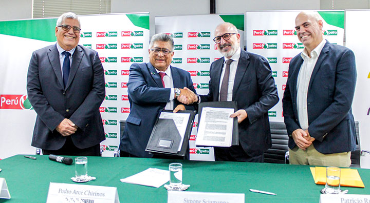 Suscriben dos convenios para estudiar potencial de cuencas Ucayali y Madre De Dios