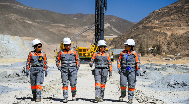 Quellaveco cumple cuatro años como la primera mina digital del Perú