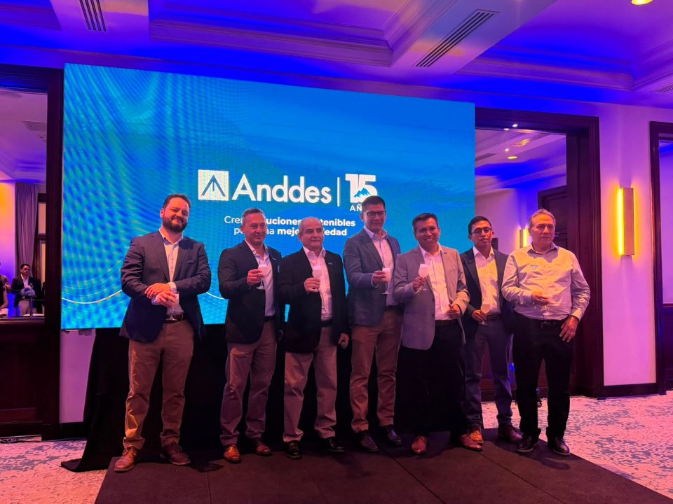 Anddes conmemoró 15 años de experiencia e innovación en ingeniería