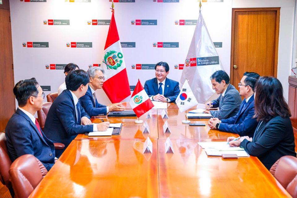 MINEM: Perú y Corea impulsan proyecto piloto de movilidad eléctrica con infraestructura de carga y energía solar
