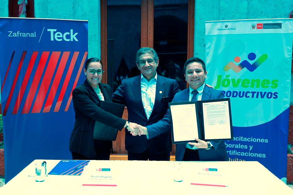 Más de 500 jóvenes de Majes, Lluta, Huancarqui y Uraca recibirán formación y certificación en turismo, construcción y agroindustria
